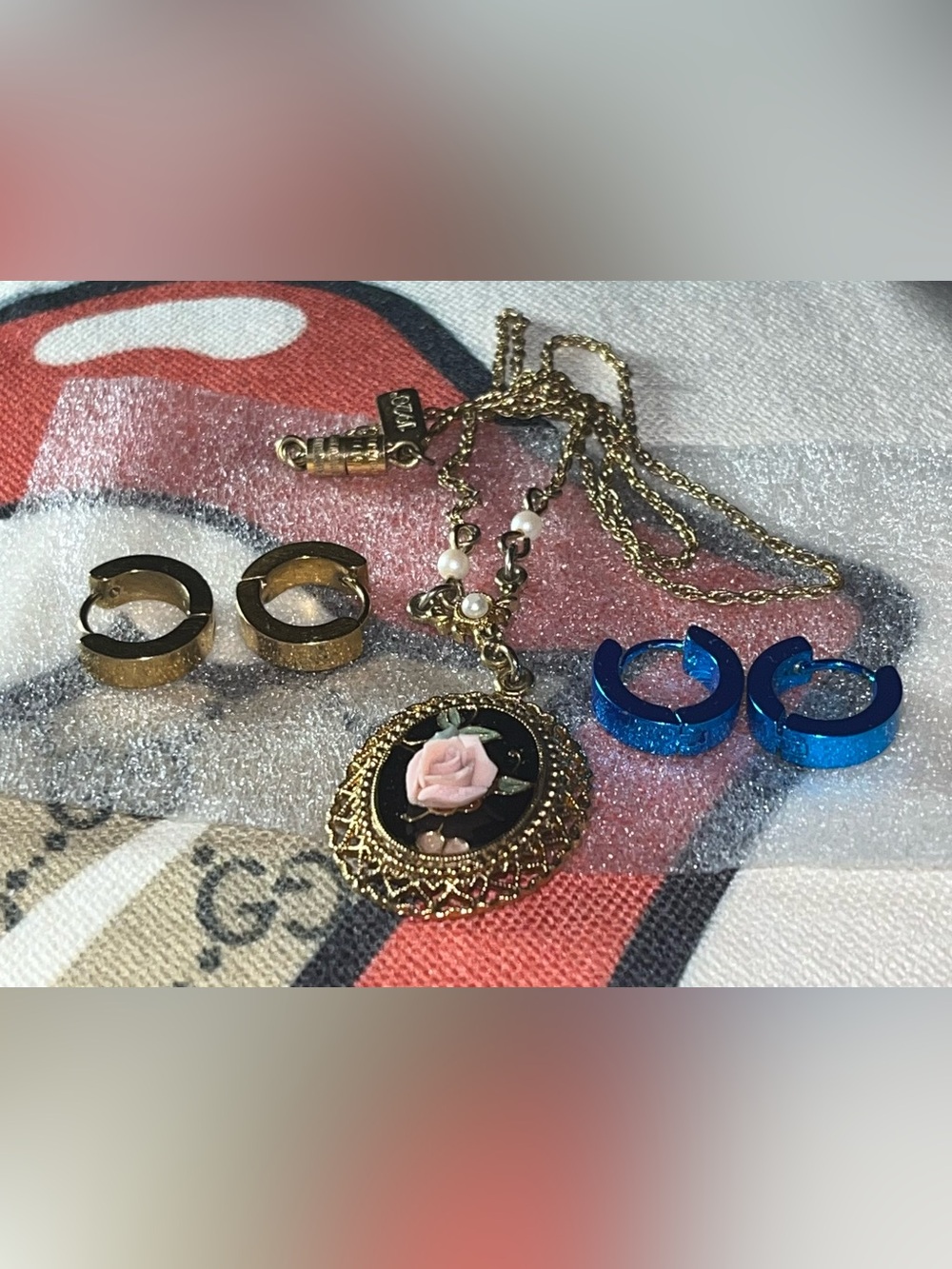 1928 Vintage-Style Gold Floral Pendant Necklace and 2 Pairs of Earrings